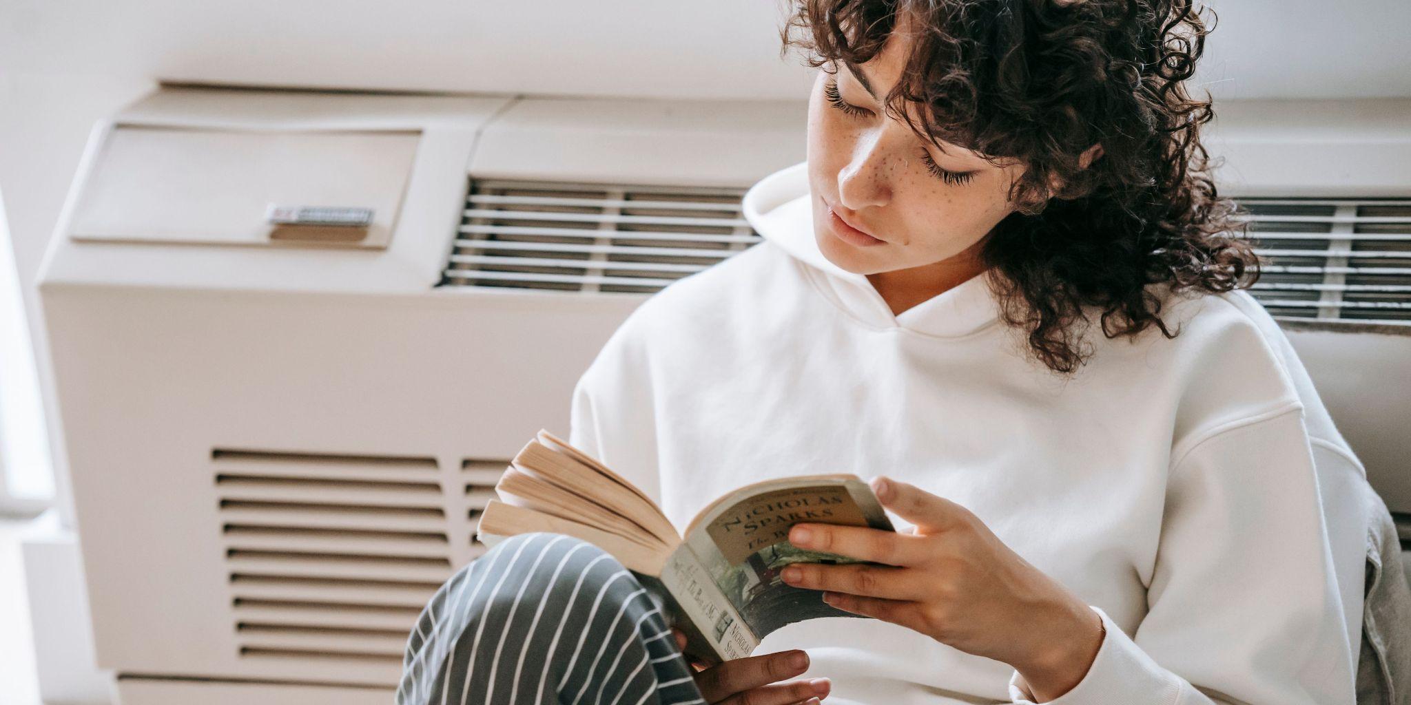 Reading books in sober living to improve mental health